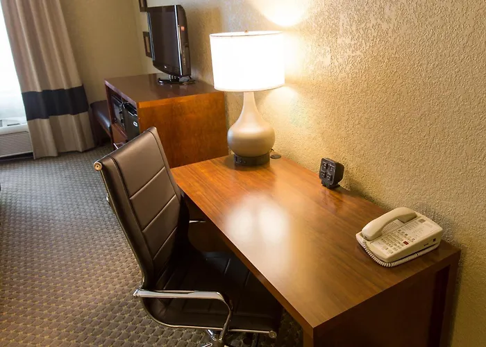 Comfort Suites Grand Rapids South