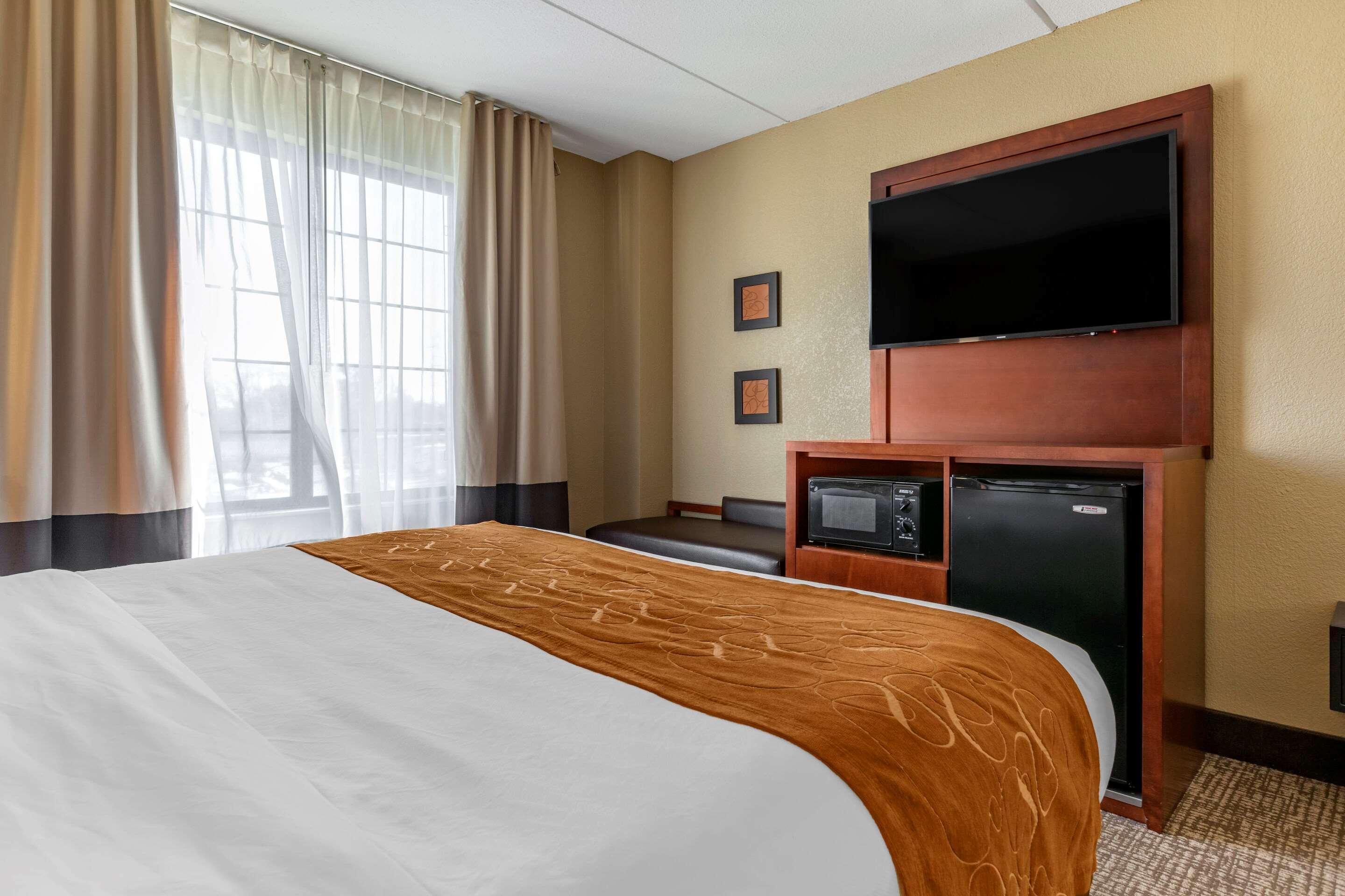 Comfort Grand Rapids South Hotel